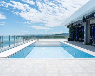 The Ocean by Owners hotel Yangyang - Yangyang - Pool