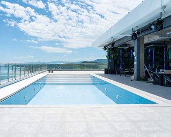 The Ocean by Owners hotel Yangyang - Yangyang - Pool