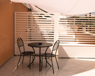 La Casa sul Faro - Procida - Balkon