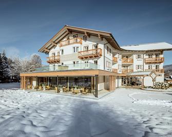 Crystls Aparthotel - Flachau - Byggnad