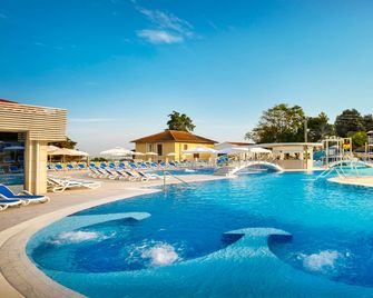 Resort Belvedere Rooms - Vrsar - Pool
