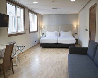 Hotel Sercotel Tres Luces - Vigo - Bedroom