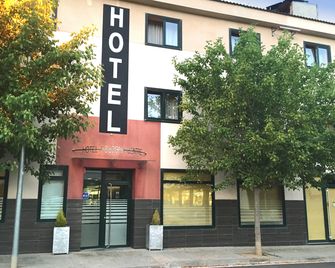 Hotel Solsona Centre - Solsona - Gebäude