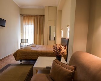 Hotel Niki - Nafpaktos - Schlafzimmer