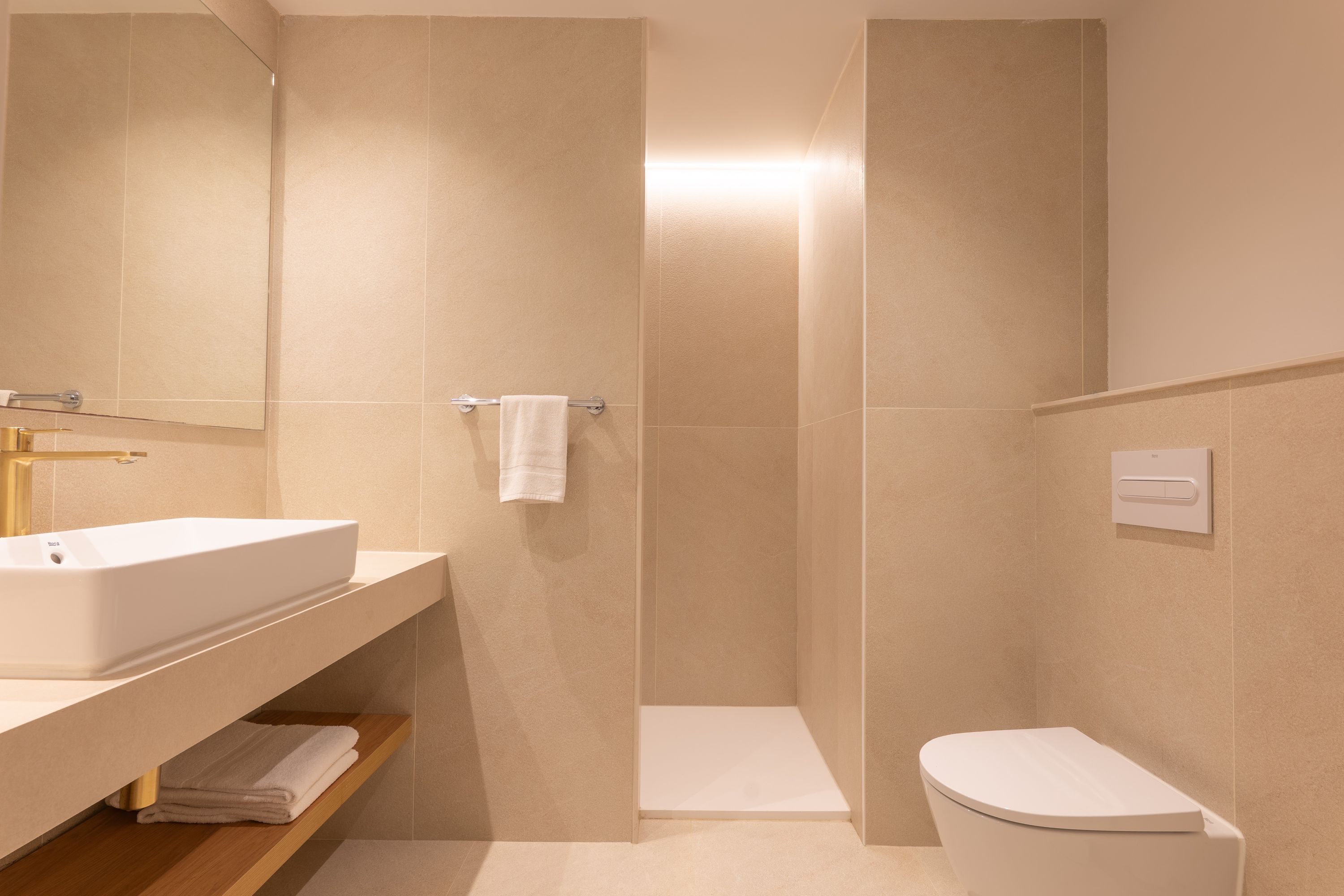 Caprice Vell Mari Hotel & Resort - New Opening 2026 - קאן פיקאפורט - חדר רחצה
