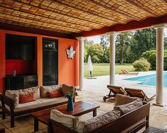 Estancia La Bandada - San Miguel del Monte - Servicio de la habitación
