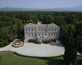 Château Martinay - Carpentras - Building
