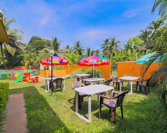 Oyo 12855 The Goan Courtyard - Colva - Restaurant