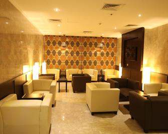 Golden Ocean Hotel - Doha - Oleskelutila