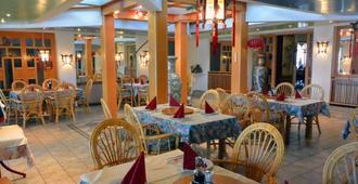 Hotel Vila Emei - מריבור - מסעדה