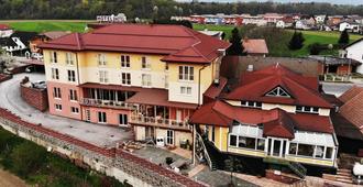 Hotel Vila Emei - Maribor