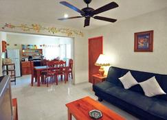 Righetto Vacation Rentals - Puerto Morelos - Wohnzimmer