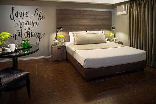 Astoria Greenbelt - Makati - Bedroom