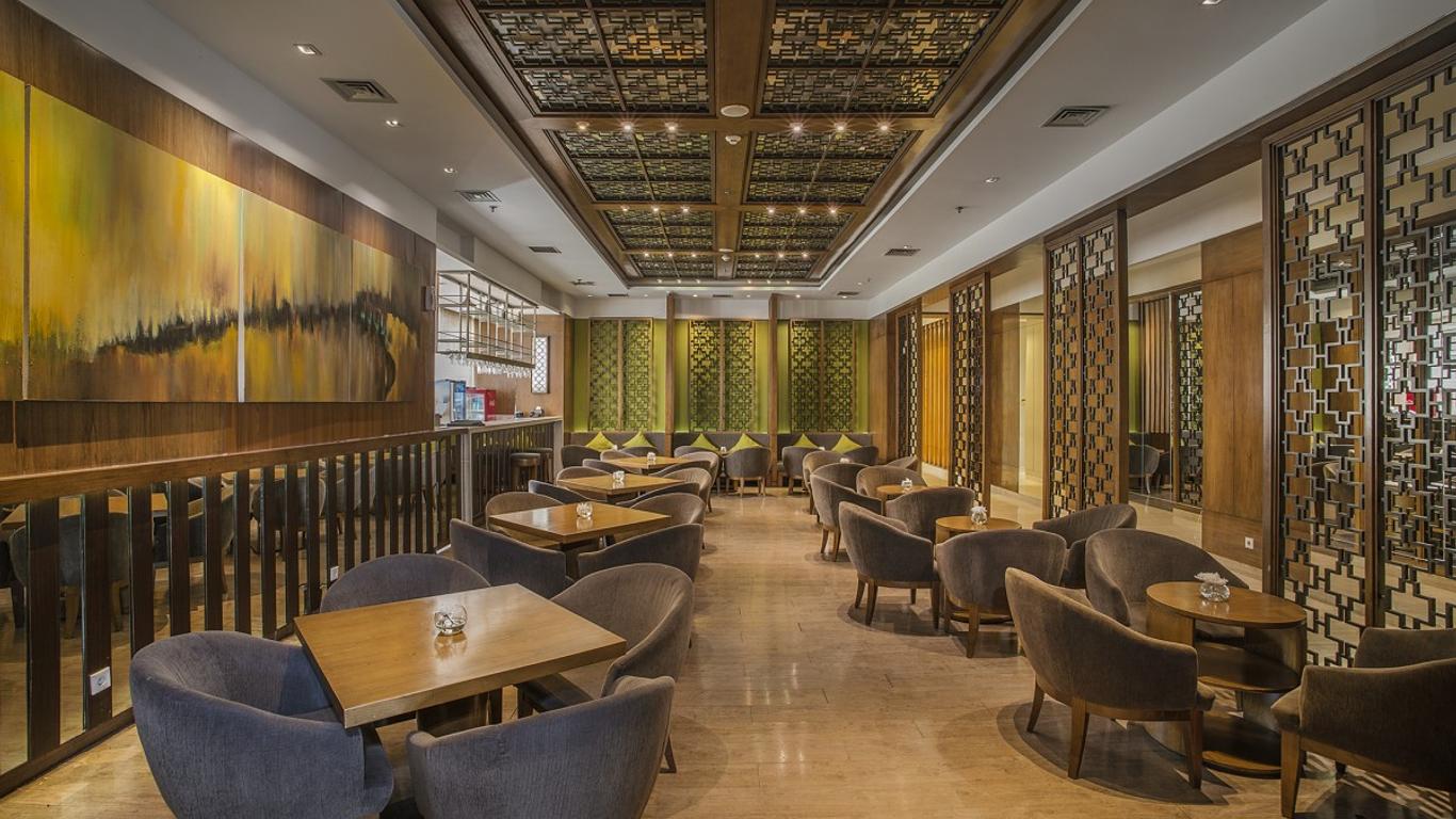 إل هوتل جاكرتا