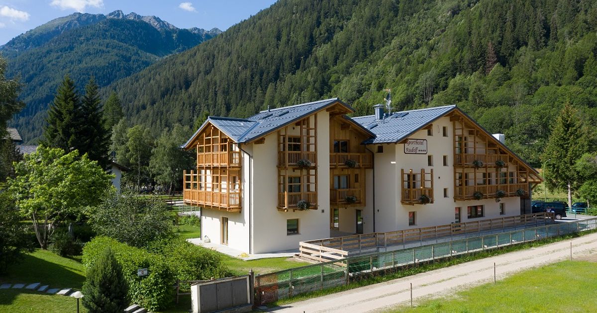 Sport Hotel Rudolf from 238. GressoneySaintJean