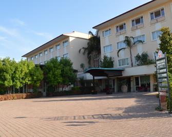 Semiramide Palace Hotel - Castellana Grotte - Rakennus