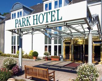 Park Hotel Ahrensburg By Centro - Ahrensburg - Budova