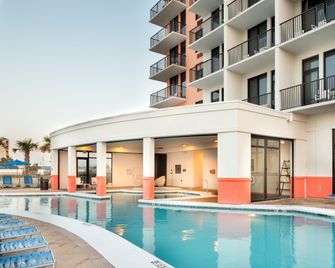 Hampton Inn & Suites Orange Beach/Gulf Front - Orange Beach - Pool