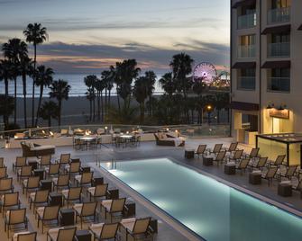 Loews Santa Monica Beach Hotel - Santa Monica - Piscina