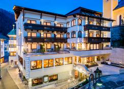 Hotel Sonne - Ischgl - Rakennus