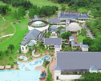 Bukit Beruntung Resort - Rawang - Building