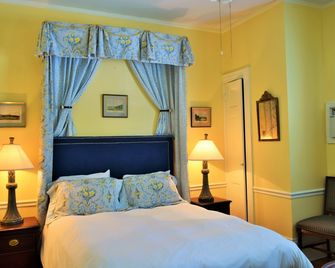 Bellevue Manor - ניופורט - חדר שינה