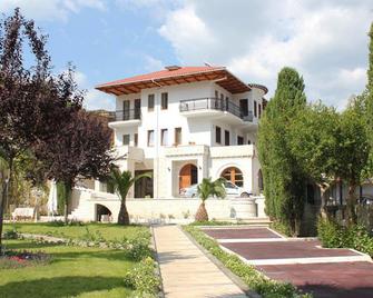 Hotel Rezidenca Desaret - Berat - Edifici