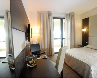 Palace Inn Rome Fiano - Fiano Romano - Schlafzimmer