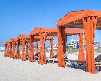 Montreal Beach Resort - Cape May - Innenhof