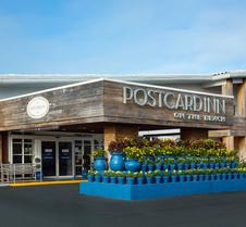 Postcard Inn On The Beach