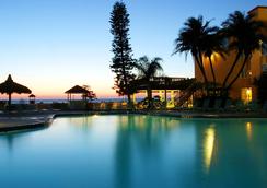 Dolphin Beach Resort A Partir De R 464 1 3 4 9 Resorts Dolphin Beach Resort A Partir De R 464