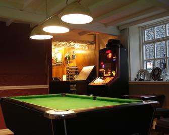 The Grove - Huddersfield - Property amenity