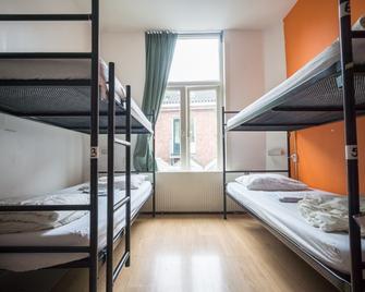 Stone Hotel & Hostel - Utrecht - Schlafzimmer