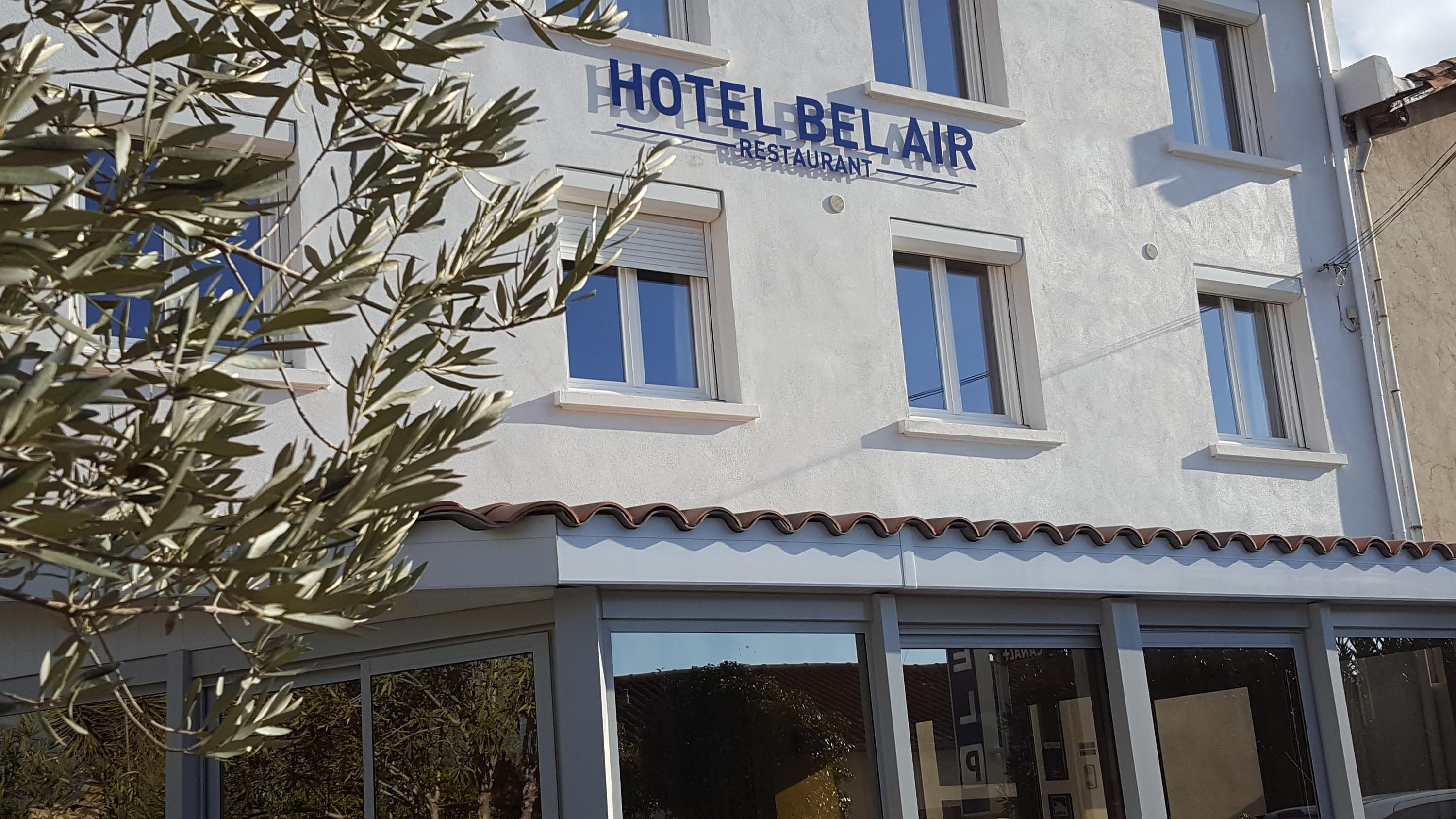 Hôtel Bel Air Restaurant Pension - Balaruc-les-Bains - Building