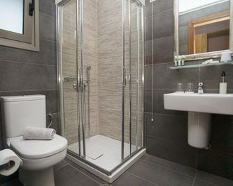 Aktaia Boutique Hotel - Ammoudia - Bathroom