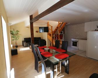 Appart hotel Cholet centre - Cholet - Dining room