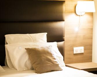 Hotel Bastide - Onet-le-Château - Camera da letto