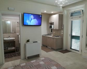 Guest House B&B Via Marina - Reggio Calabria - Küche