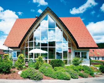 Berghotel Schiller - Schonach im Schwarzwald - Bâtiment