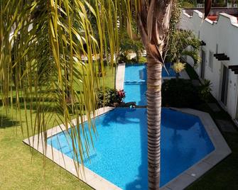 호텔 카나리오스 - 쿠에르나바카 - 수영장