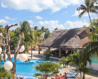 Hotel Posada Del Mar - Isla Mujeres - Pool