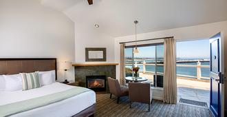 Sea & Sand Inn - Santa Cruz - Bedroom