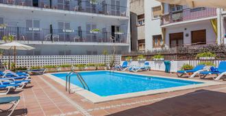 Hotel El Cid - Sitges - Bể bơi