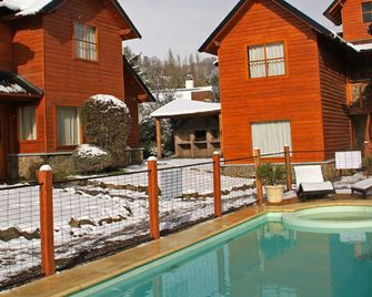 Hosteria y Cabañas Posada Quinen - San Martín de los Andes - Vista del exterior