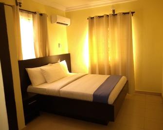 Villa 4 Hotels & Suites - Lekki - Bedroom