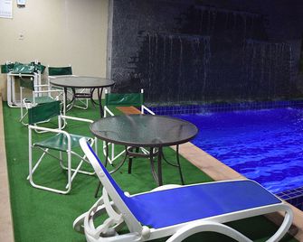 Arthur Palace Hotel - Encarnacion - Bazén