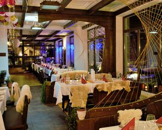Pensiunea Andreea - Muntele Cacovei - Restaurante