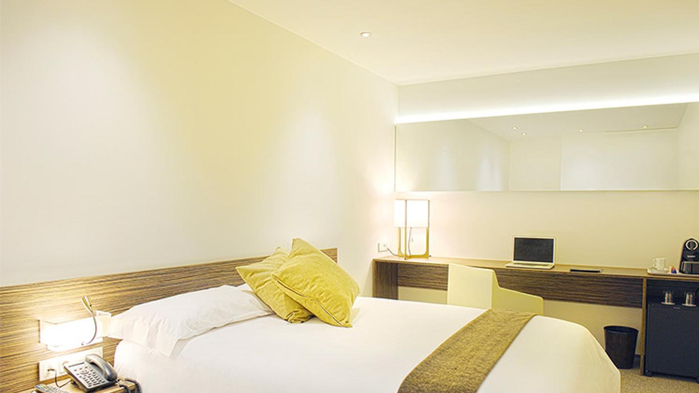 Air Rooms Madrid Airport by Premium Traveller