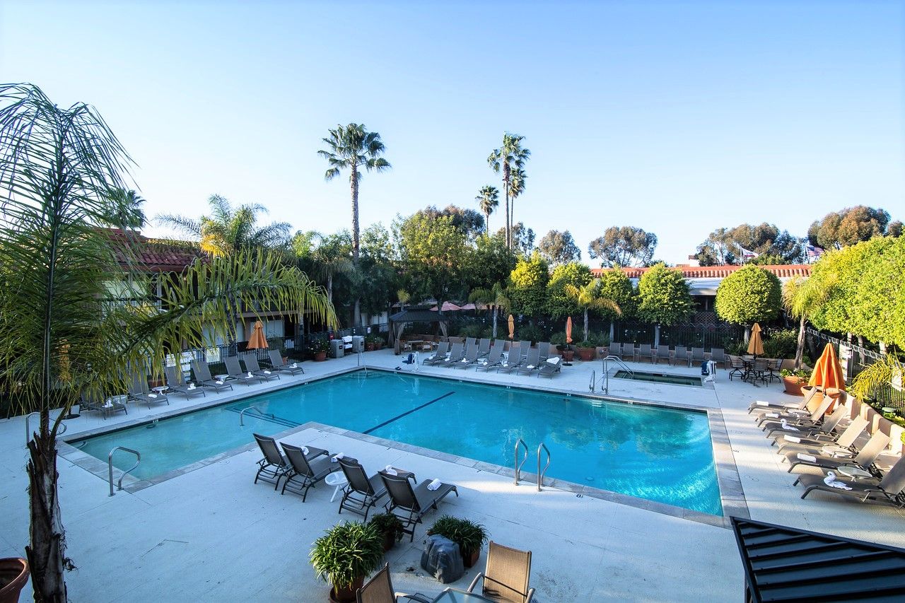 Palm Garden Hotel 116 2 2 8 Thousand Oaks Hotel Deals