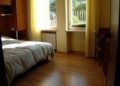 Hotel Porta Rivera - Áquila - Quarto